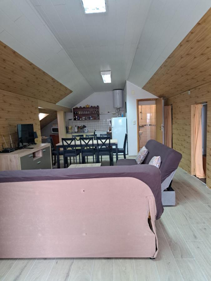 Apartments Corana Kastela Dış mekan fotoğraf
