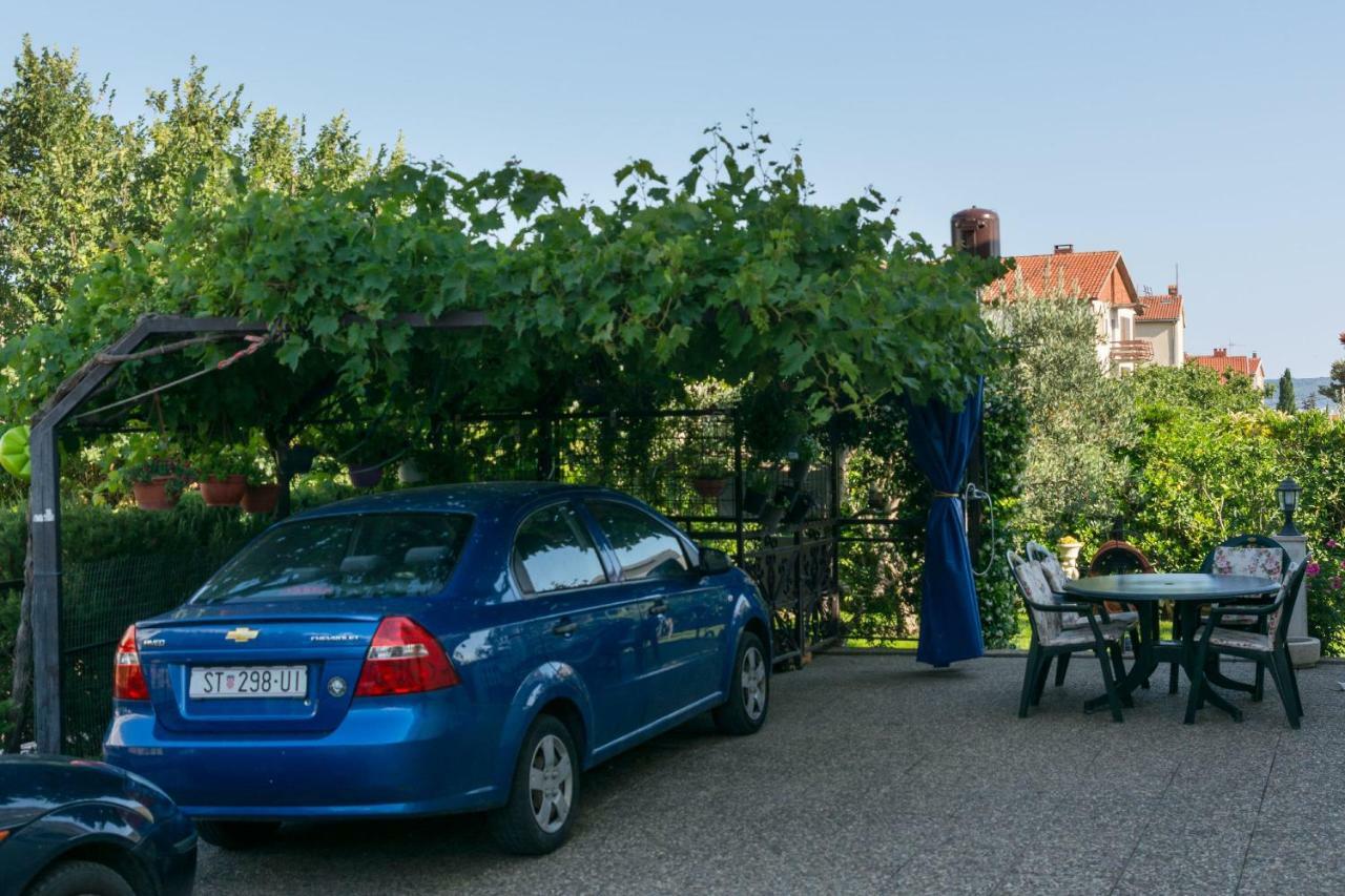 Apartments Corana Kastela Dış mekan fotoğraf